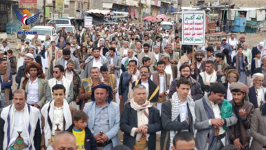 94 مسيرة بالمحويت​ تحت شعار" ثابتون مع غزة.. لا نخشى التهديدات ولا ترهبنا المؤامرات"