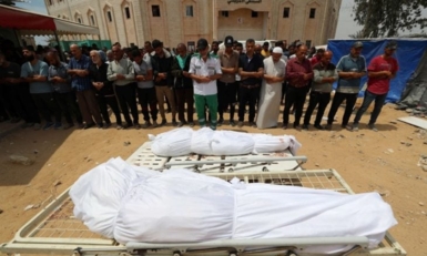 استشهاد مواطنين فلسطينيين اثنين وجرح آخرون وسط قطاع غزة