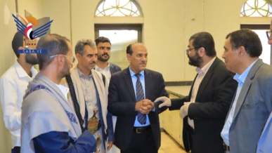 وزير الصحة ورئيس جامعة صنعاء يطّلعان على معامل وأقسام كلية الزراعة