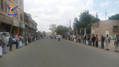 وقفات للمكاتب التنفيذية بأمانة العاصمة تأكيدًا على التمسك بالمشروع القرآني