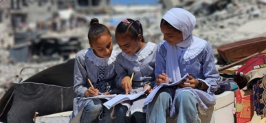 "أونروا" تؤكد مواصلة جهودها لاستمرار التعليم في غزة رغم التحديات