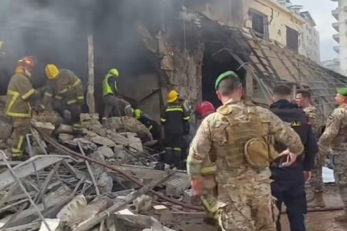 أمن الدولة : استشهاد ١٣ عنصراً إثر غارات صهيونية استهدفت مبنى سرايا النبطية