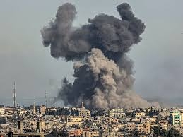 استشهاد ستة فلسطينيين واصابة اخرين في غارات العدو على خان يونس ومخيم المغازي