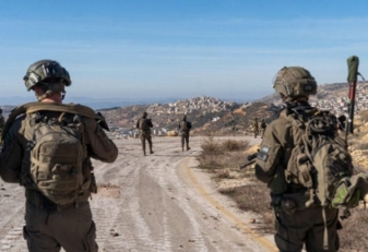 سوريا.. آليات العدو الإسرائيلي تتقدم إلى مشارف بلدة في درعا وتطلق النار عشوائياً