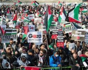 مسيرة تجوب شوارع جنيف تضامنا مع الشعب الفلسطيني وتنديدا بحرب الابادة 