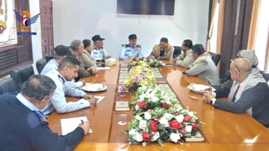 لقاء بأمانة العاصمة يناقش آلية توحيد الجهود لتعزيز السلامة المرورية لقاء بأمانة العاصمة يناقش آلية توحيد الجهود لتعزيز السلامة المرورية