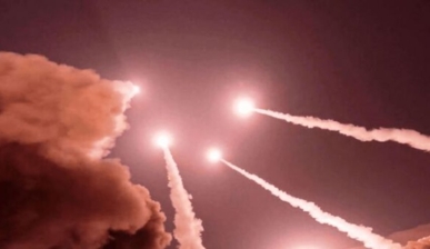 الحرس الثوري الإيراني يطلق الموجة الـ43 من "الوعد الصادق 4" بصواريخ ثقيلة ودقيقة