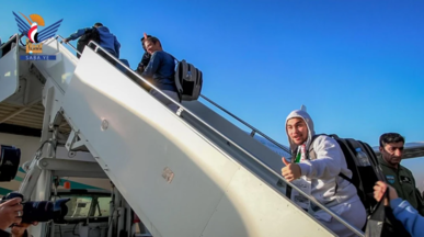 عشرة من طاقم سفينة "انتيرنتي سي" يغادرون مطار صنعاء الدولي