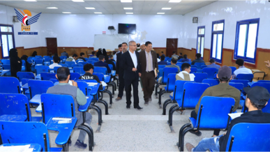 رئيس جامعة إب يدشن الاختبارات النهائية بكلية القانون