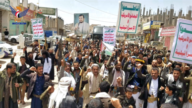 مسيرات جماهيرية حاشدة بمأرب تضامنًا مع إيران ولبنان وفلسطين