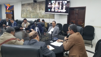 مناقشة ترتيبات إقامة المخيم الطبي الثاني لأسر الشهداء بأمانة العاصمة والمحافظات مناقشة ترتيبات إقامة المخيم الطبي الثاني لأسر الشهداء بأمانة العاصمة والمحافظات