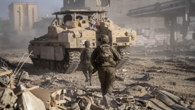 جيش العدو يعلن بدء توسيع عمليته العسكرية بمنطقتين في قطاع غزة