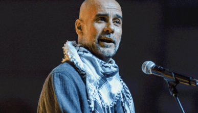 فريق كروي لذوي البتر في غزة يكرم غوارديولا لدعمه فلسطين