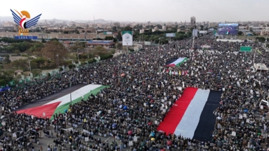 مسيرات مليونية في العاصمة صنعاء ومختلف المحافظات انتصارا لكتاب الله والأقصى الشريف