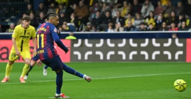 بطولة إسبانيا: برشلونة يتغلب على فياريال وأتلتيكو مدريد يفوز على جيرونا