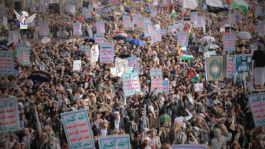 خروج حاشد في العاصمة والمحافظات ثباتا على الموقف الإيماني المستمر في الانتصار لغزة