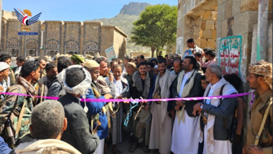 الضالع تفتتح معرض وزيارة روضة الشهداء بمديرية الحشاء