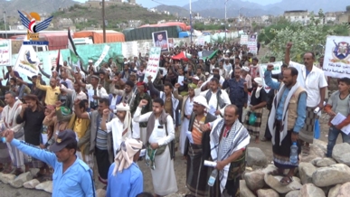  مسيرة بمديرية القبيطة في لحج بعنوان "ثابتون مع غزة .. ومتصدون لكل المؤامرات"