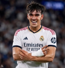 ريال مدريد يضم مهاجم ليفانتي الشاب كارلوس إسبي