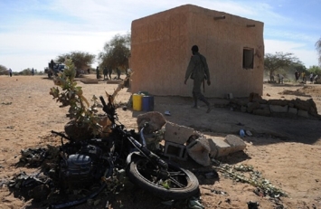 مقتل وزير دفاع مالي في هجوم على قاعدة كاتي العسكرية خارج باماكو