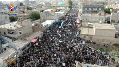 مسيرات حاشدة بذمار ثباتا مع غزة واستعداد لكل الخيارات في مواجهة العدو الصهيوني