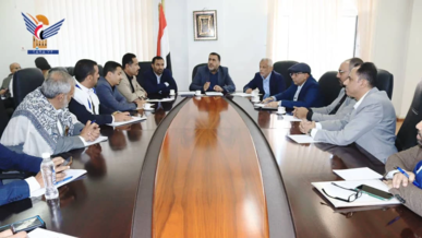 وزارة النقل والأشغال العامة تناقش ترتيبات إحياء الذكرى السنوية للشهيد وزارة النقل والأشغال العامة تناقش ترتيبات إحياء الذكرى السنوية للشهيد