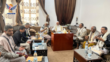 وزير النقل والأشغال ومحافظ الحديدة يزوران مفتي الديار اليمنية