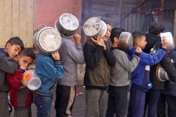 أوتشا: غزة تواجه جوعا كارثيا وأطفالها يموتون قبل أن يصلهم الطعام