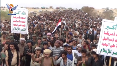 مسيرات حاشدة بمأرب ثباتا على الموقف الإيماني المبدئي المساند لغزة