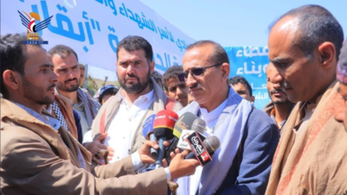 إب.. تدشين مشاريع التمكين الاقتصادي لأسر الشهداء في مديرية القفر إب.. تدشين مشاريع التمكين الاقتصادي لأسر الشهداء في مديرية القفر