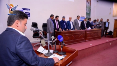 وزارة الاقتصاد والصناعة تسلم شهادة إجازة محاسب قانوني لـ 29 محاسبا