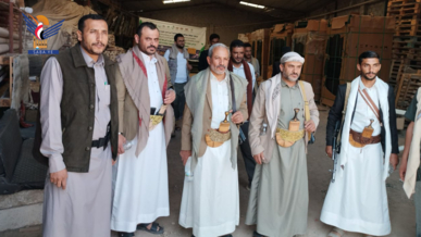 توزيع منظومات طاقة بديلة لمزارعين في دمت بالضالع