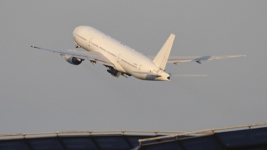 المكسيك تنفي فرض قيود جوية بعد تحذير أمريكي من "نشاط عسكري"