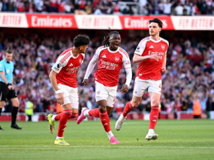 قمة تجمع مانشستر يونايتد وليفربول في الجولة 35 للدوري الإنجليزي وأرسنال يطمح لمواصلة الصدارة