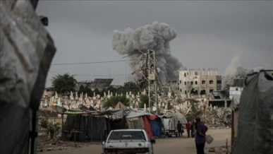 العدو الصهيوني يرتكب مجزرةً وحشيَّةً في غزة ويمنع انتشال الشُّهداء 