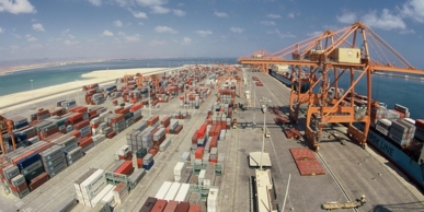 الميزان التجاري في عمان يسجل فائضا بـ 256 مليون ريال
