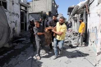 استشهاد ثلاثة مواطنين فلسطينيين برصاص العدو الإسرائيلي في غزة