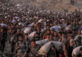 ارتفاع شهداء منتظري المساعدات في غزة إلى 2,385 شهيدا