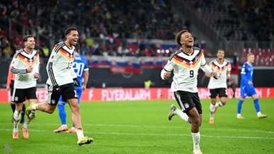 هولندا وألمانيا تتأهلان رسمياً إلى نهائيات كأس العالم