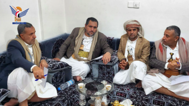 مناقشة أنشطة ومهام لجنة التمكين الاقتصادي بمحافظة صنعاء