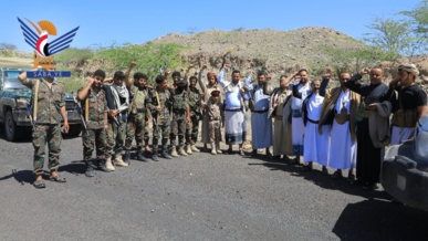  قيادات من إب تزور المرابطين في جبهة مقبنة بتعز