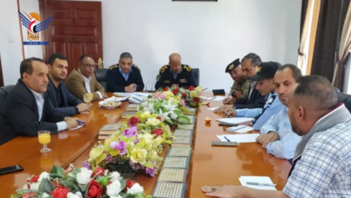 الفرق الفنية لمتابعة تبسيط الإجراءات تواصل النزول الميداني للوحدات الإدارية