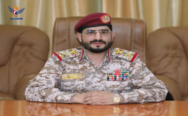 اللواء الرزامي يبارك للقيادة الثورية والسياسية الإنجاز الوطني والإنساني المتمثل بتحرير الأسرى