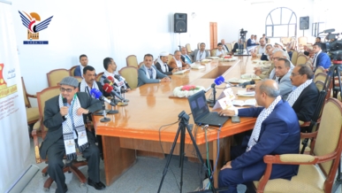 المشاركون في مؤتمر فلسطين الثالث يؤكدون حرمة التطبيع مع الكيان الصهيوني