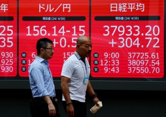 أسهم قطاع السياحة تسحب المؤشر نيكي نحو الهبوط وسط خلاف صيني ياباني بشأن تايوان