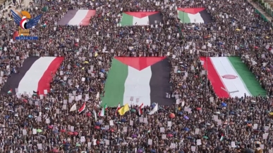 حشد مليوني بالعاصمة صنعاء في مسيرة "ثابتون مع غزة وإيران ضد الإجرام الصهيوأمريكي"