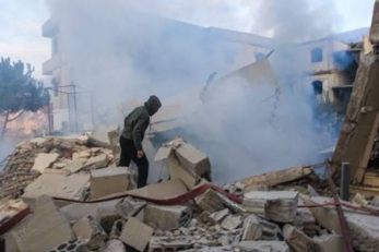 قوات العدو الاسرائيلي تتوغل جنوبي لبنان وتفجّر مبنى غرب مدينة الخيام