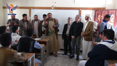 افتتاح مركز صيفي للبنات بجامع الكراز وزيارة عددً من الدورات الصيفية بمديرية الثورة
