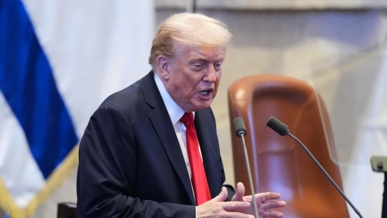 ترامب: قد نجري بعض المناقشات مع فنزويلا