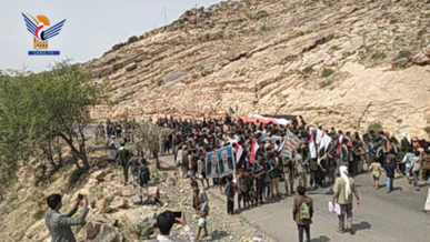 مسيرات طلابية بمديرية الشاهل في حجة نصرة لغزة 